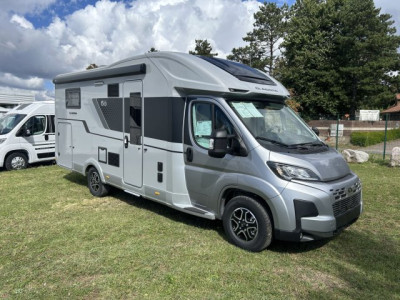 Adria Matrix 650 DL 60Y 650dl 60ans / boite auto tout équipé Neuf