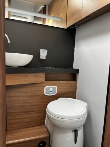Adria Matrix 670 DC - Photo 5