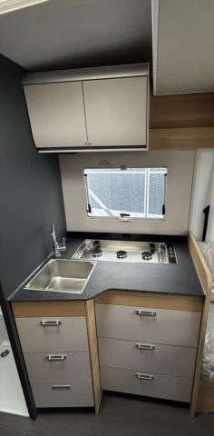 Adria Matrix Axess 650 DC - Photo 4