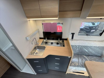 Adria Matrix Axess 650 DC 60 ANS - Photo 9
