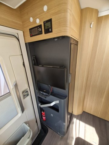 Adria Matrix Axess 650 DL maxtrux - Photo 5
