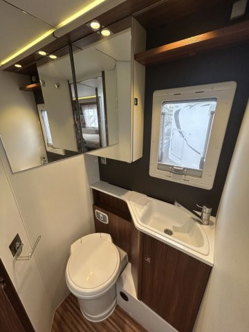 Adria Matrix Plus 670 SL m670sl 5 places - Photo 18