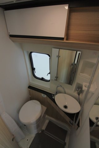 Adria Twin 600 SPT Family AXESS - Photo 10