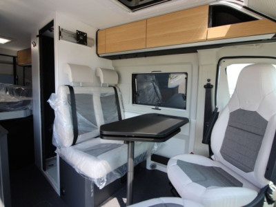 Adria Twin 640 SGX 60Y - Photo 2