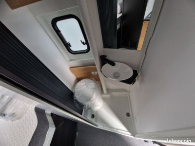 Adria Twin 640 SGX 60 eme anniversaire - Photo 4