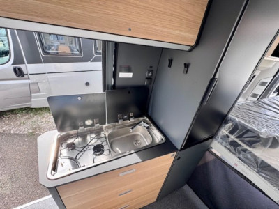 Adria Twin 640 SGX 60y ~ bva - Photo 9