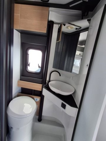 Adria Twin 640 SGX Fourgon - Photo 12