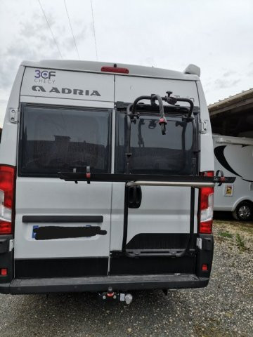 Adria Twin Plus 640 SLB blanc - Photo 2
