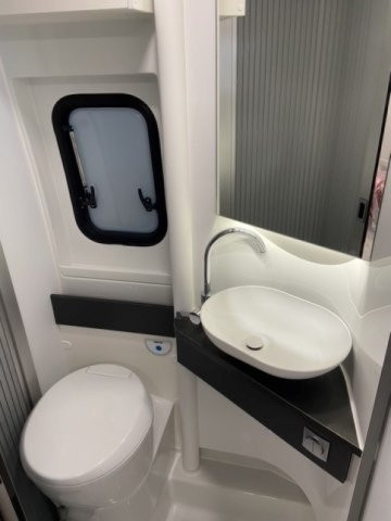 Adria Twin Sports 600 SX - Photo 6