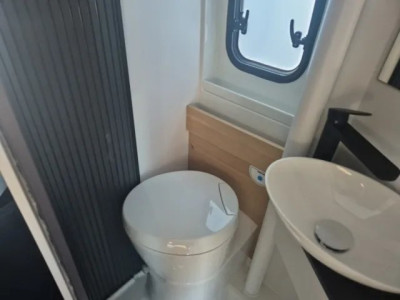 Adria Twin Sports 640 SGX - Photo 9
