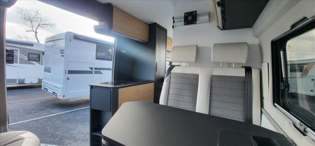Adria Twin Sports 640 SGX 60 ANS - Photo 5