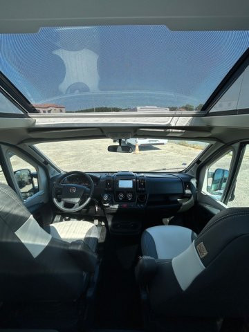 Adria Twin Supreme 640 SLB - Photo 2