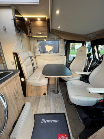 Bavaria Initial I650C Style i 650 c - Photo 4