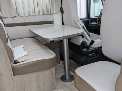 Bavaria Initial I700C Class - Photo 3