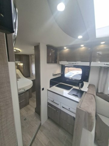 Bavaria Initial I700C Class - Photo 13
