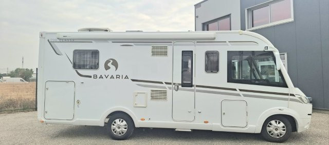 Bavaria Initial I700C Class - Photo 3