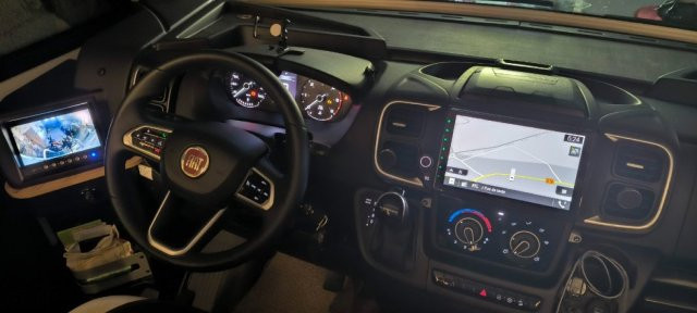 Bavaria Initial I720FC Nomade FC - Photo 3