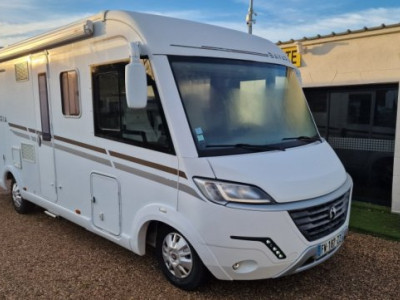 Bavaria Initial I740C Class Occasion