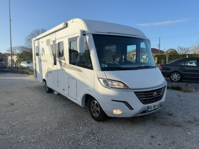 Bavaria Initial I740FC Class Occasion