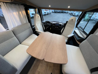 Bavaria Initial I740FC Nomade Neuf