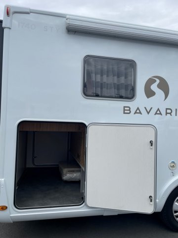 Bavaria Initial I740FC Style - Photo 5