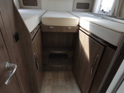Bavaria Initial I740FGJ Style - Photo 13