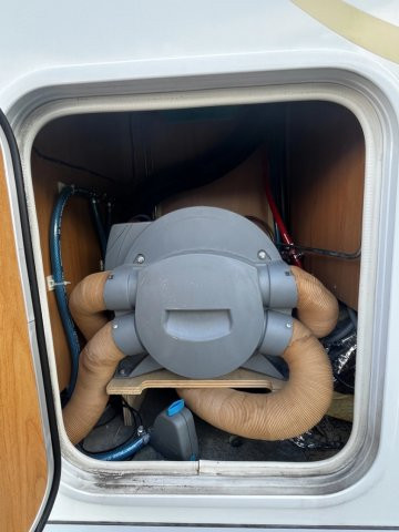 Bavaria T 670 - Photo 4