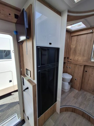 Bavaria T 696 D - Photo 9