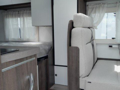 Benimar Tessoro 430 PROFILE LIMITED - Photo 6