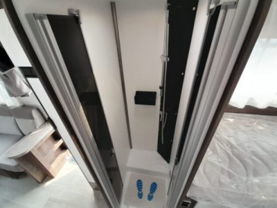 Benimar Tessoro 463 Up - Photo 11