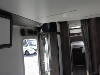 Benimar Tessoro 463 Up - Photo 25