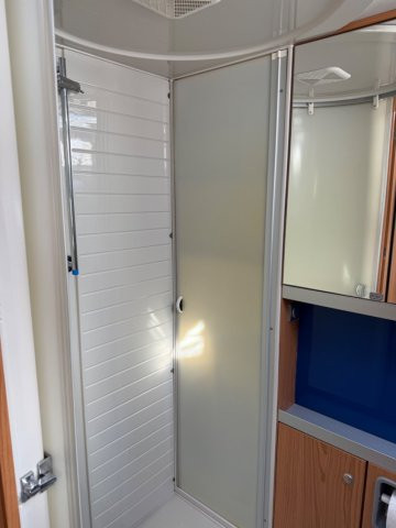 Burstner Aviano I 725 - Photo 8