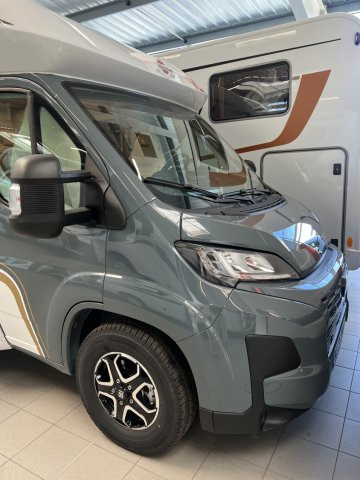 Burstner Camping-Car t690 td B66 - Photo 2