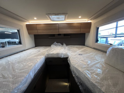 Burstner Camping-Car t690 td B66 - Photo 9