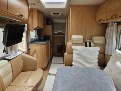 Burstner Camping-Car ELEGANCE 827 - Photo 6