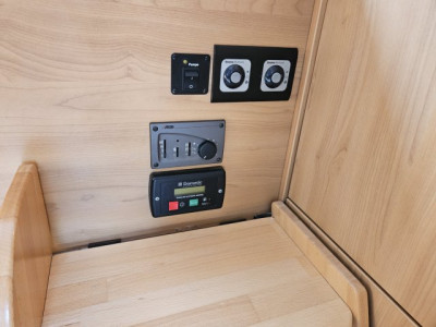 Burstner Camping-Car ELEGANCE 827 - Photo 17