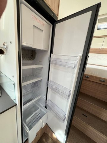 Burstner Delfin T 690 G - Photo 19