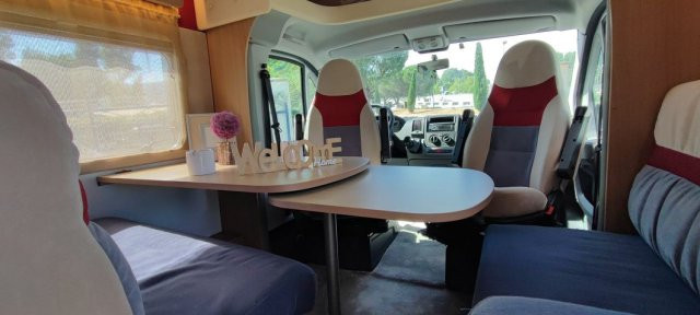 Burstner Ixeo IT 664 