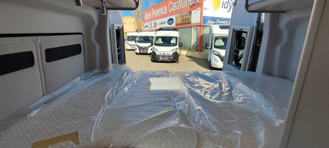 Burstner Lineo C 550 BLACK FOREST 