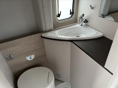 Burstner Lineo C 590 - Photo 10