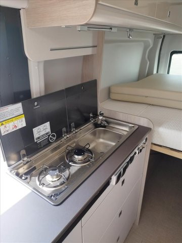 Burstner Lineo C 590 - Photo 6