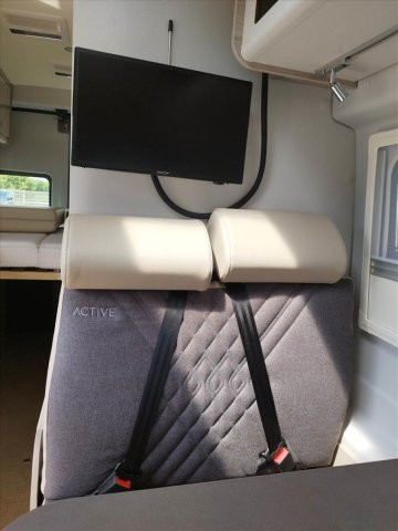Burstner Lineo C 590 - Photo 9