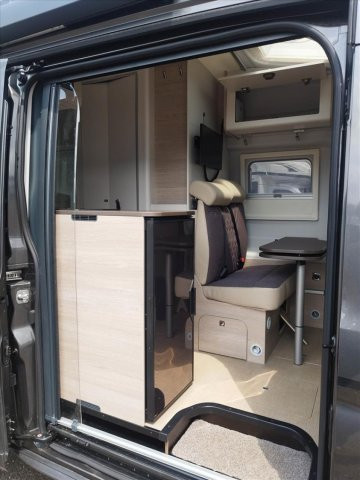 Burstner Lineo C 590 - Photo 10