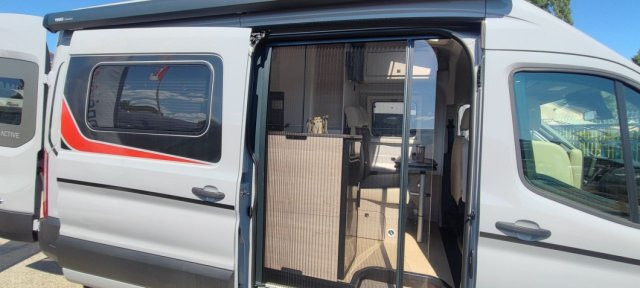 Burstner Lineo C 590 - Photo 27