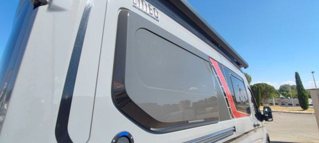 Burstner Lineo C 590 - Photo 30
