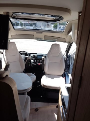 Campereve Magellan 643 Limited BVA 140ch - Photo 13