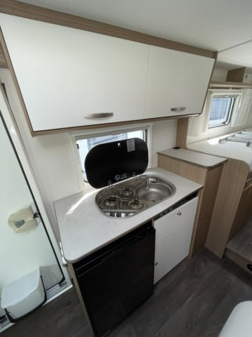 Carado V 337 Europa Edition COMPACT - Photo 4