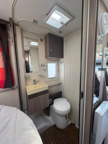 Challenger 278 EB 2.2L 130CH - Photo 9