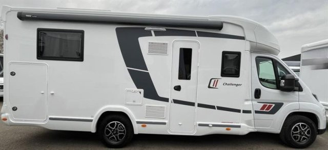 Challenger 318 Anniversary Edition - Lits central + pavillon - Photo 2