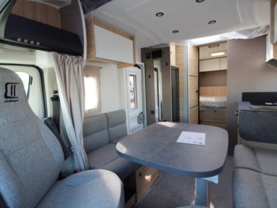 Challenger 318 Anniversary Edition - Photo 6